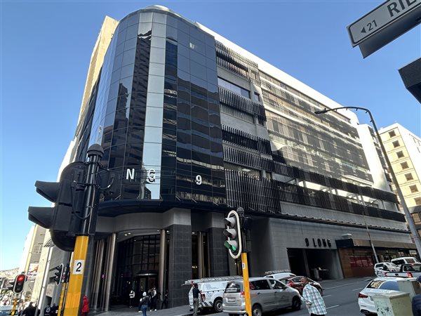 1 468  m² Commercial space