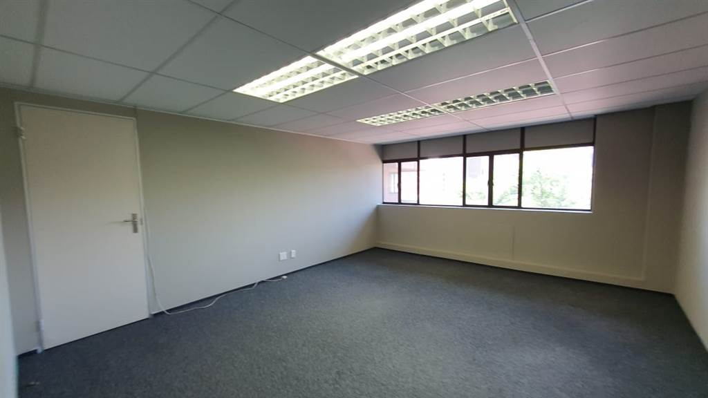 36  m² Commercial space in Sunnyside photo number 11