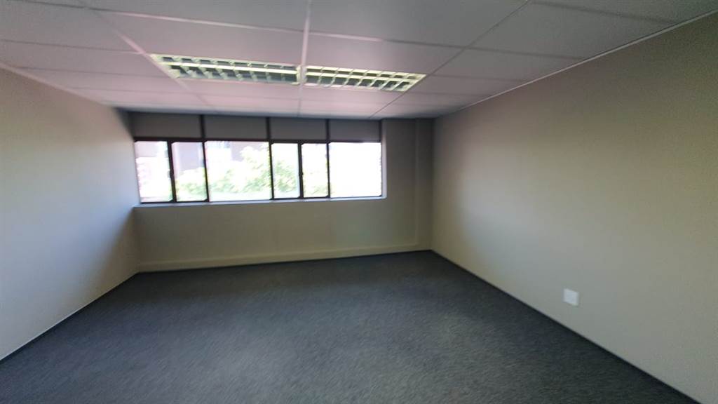 36  m² Commercial space in Sunnyside photo number 12