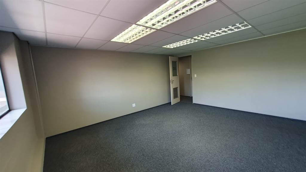 36  m² Commercial space in Sunnyside photo number 14