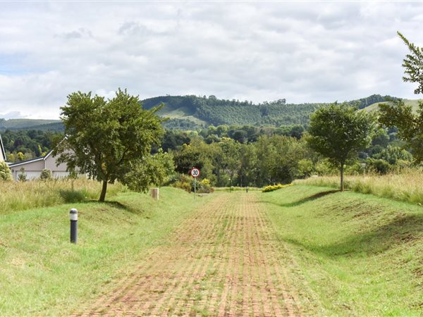 1 460 m² Land