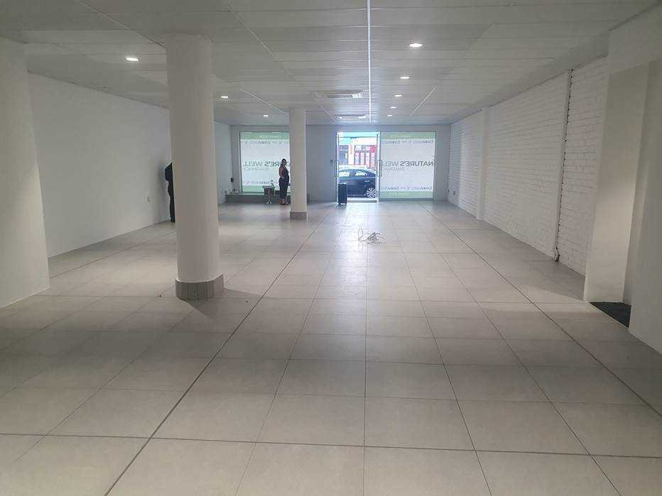 203  m² Commercial space in Sea Point photo number 2