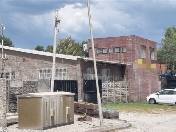 925  m² Commercial space in Krugersdorp Central