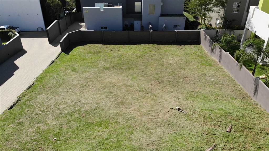 557 m² Land available in Greenstone Hill photo number 2