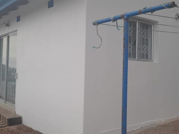 2 Bedroom House 2 Bedroom House