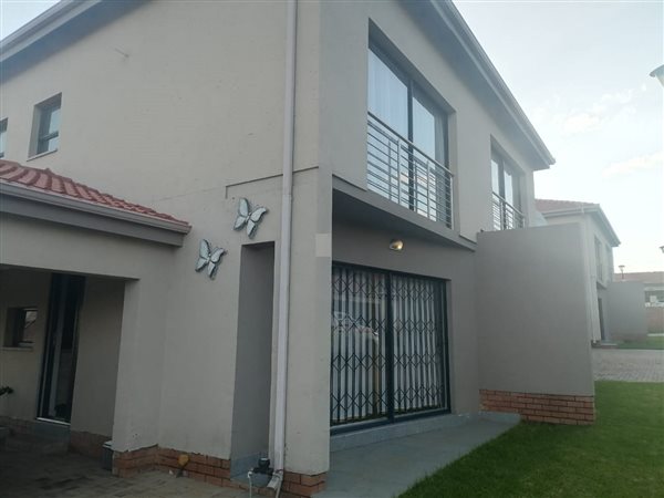 3 Bedroom House 3 Bedroom House