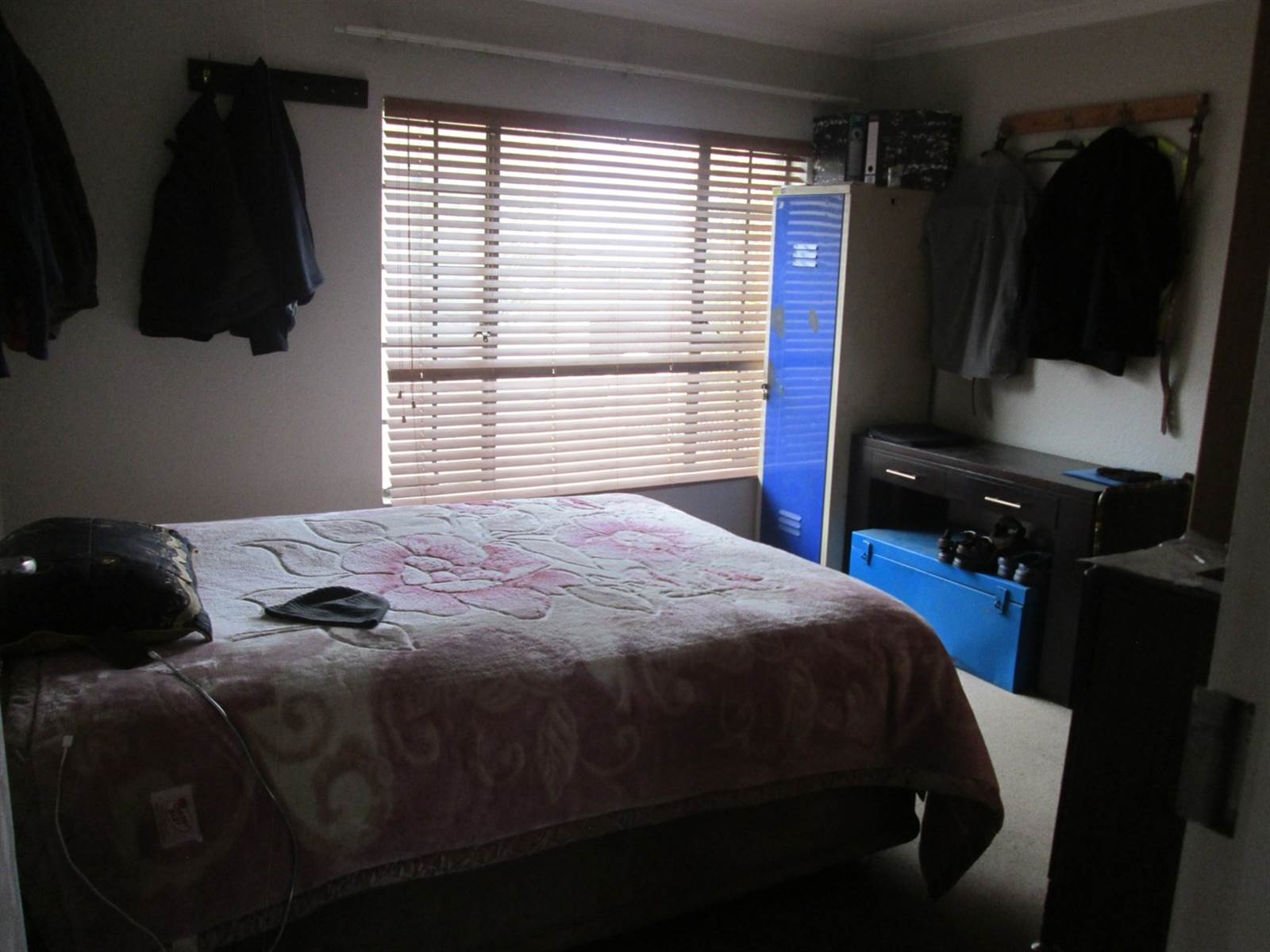 2 Bed Apartment in Ravensklip photo number 9
