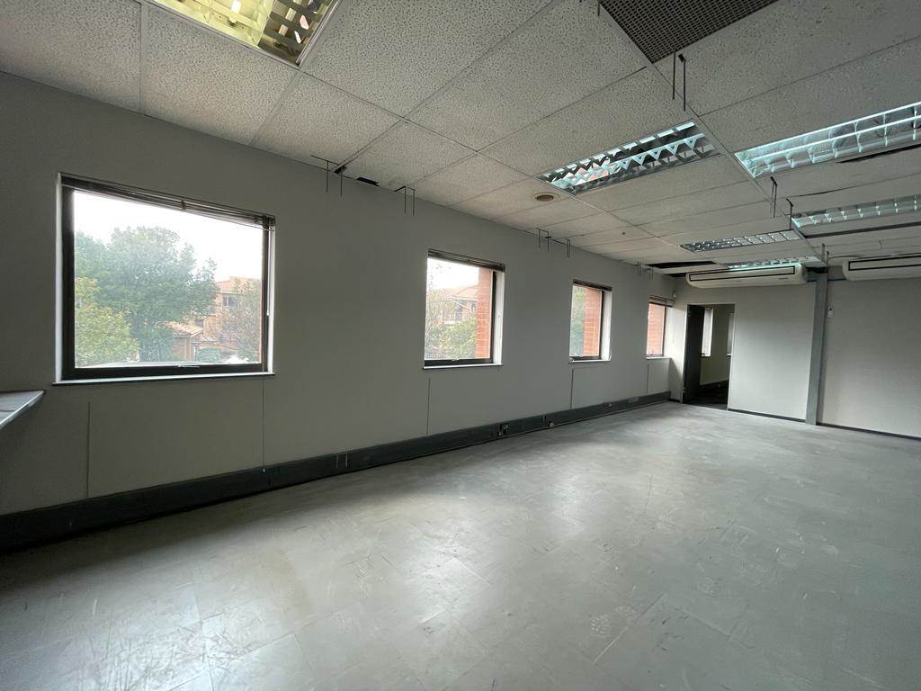 3230  m² Commercial space in Vorna Valley photo number 25