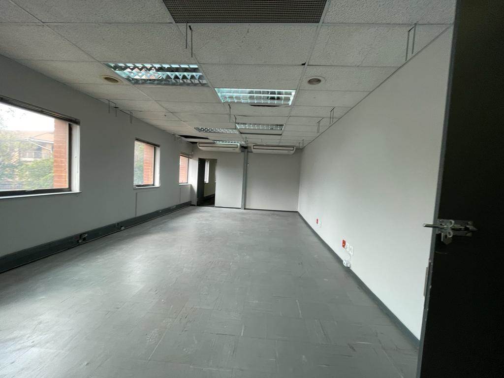 3230  m² Commercial space in Vorna Valley photo number 27