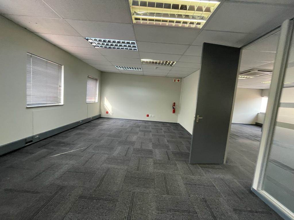 3230  m² Commercial space in Vorna Valley photo number 29