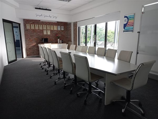 414  m² Office Space in Walmer