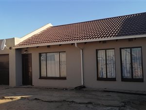 2 Bed House in Ratanda