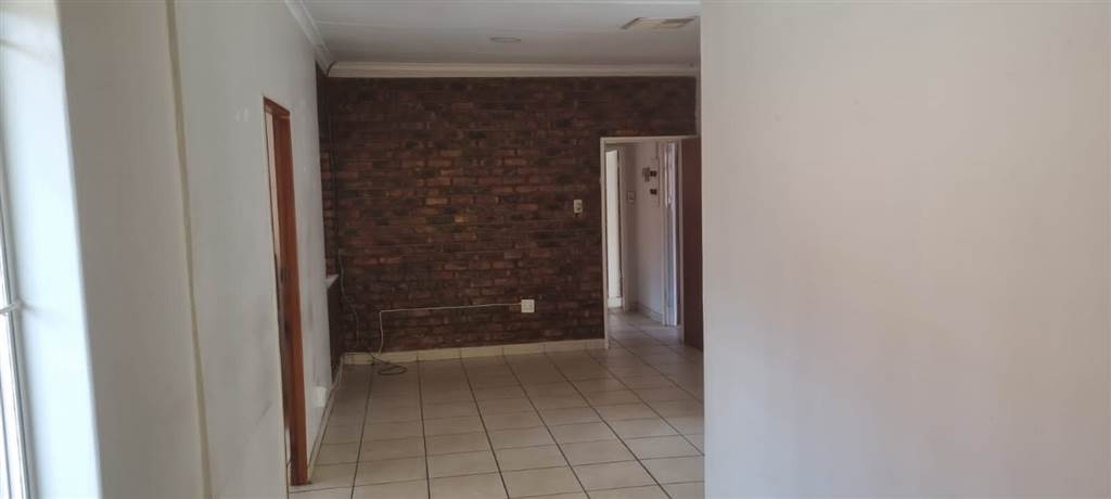 Office space in Potchefstroom Central photo number 4