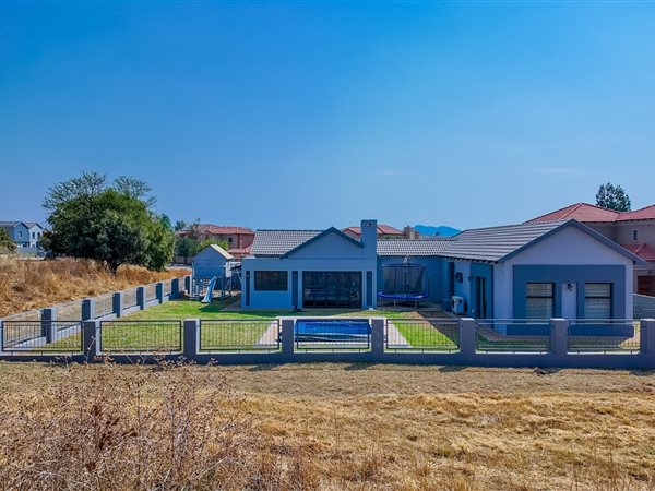 4 Bedroom House