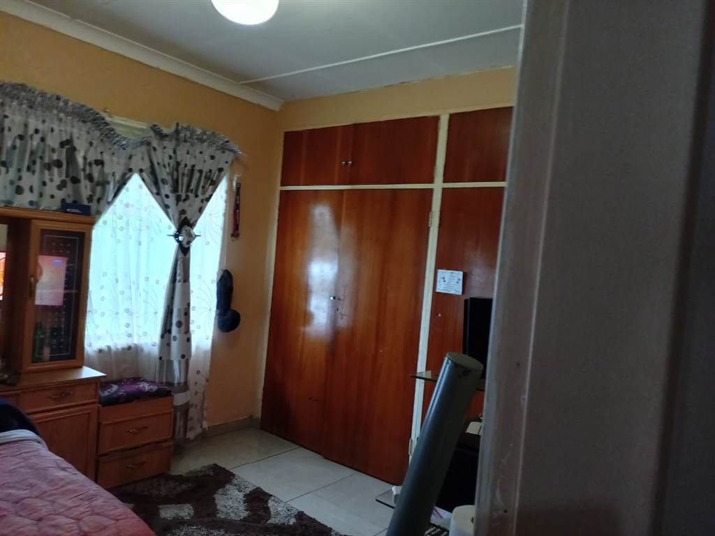 3 Bed House in Komati photo number 11