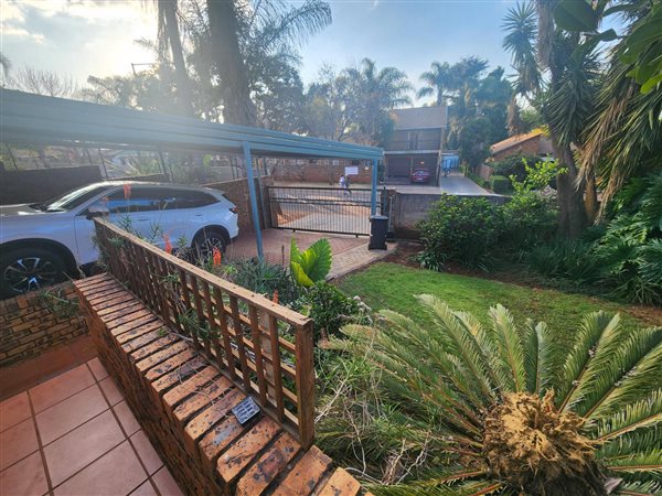 3 Bedroom House 3 Bedroom House