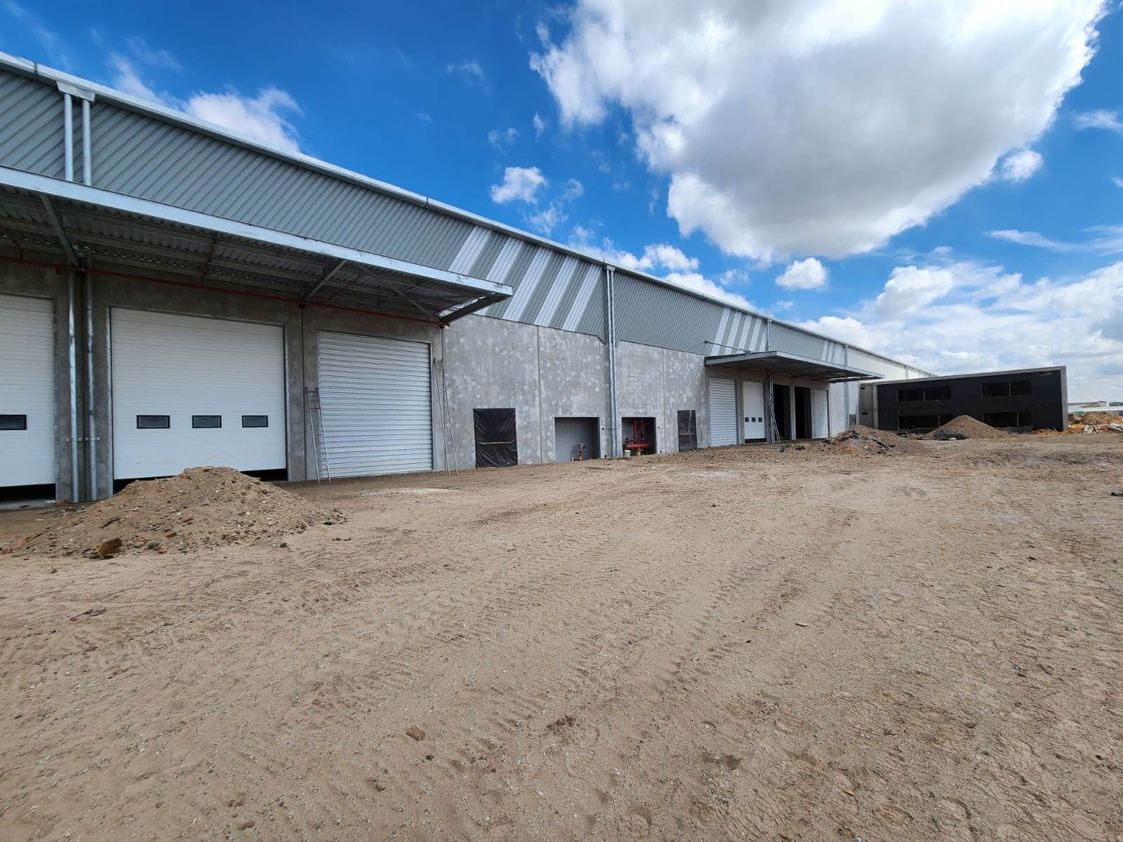 14028  m² Industrial space in Kuilsriver photo number 2