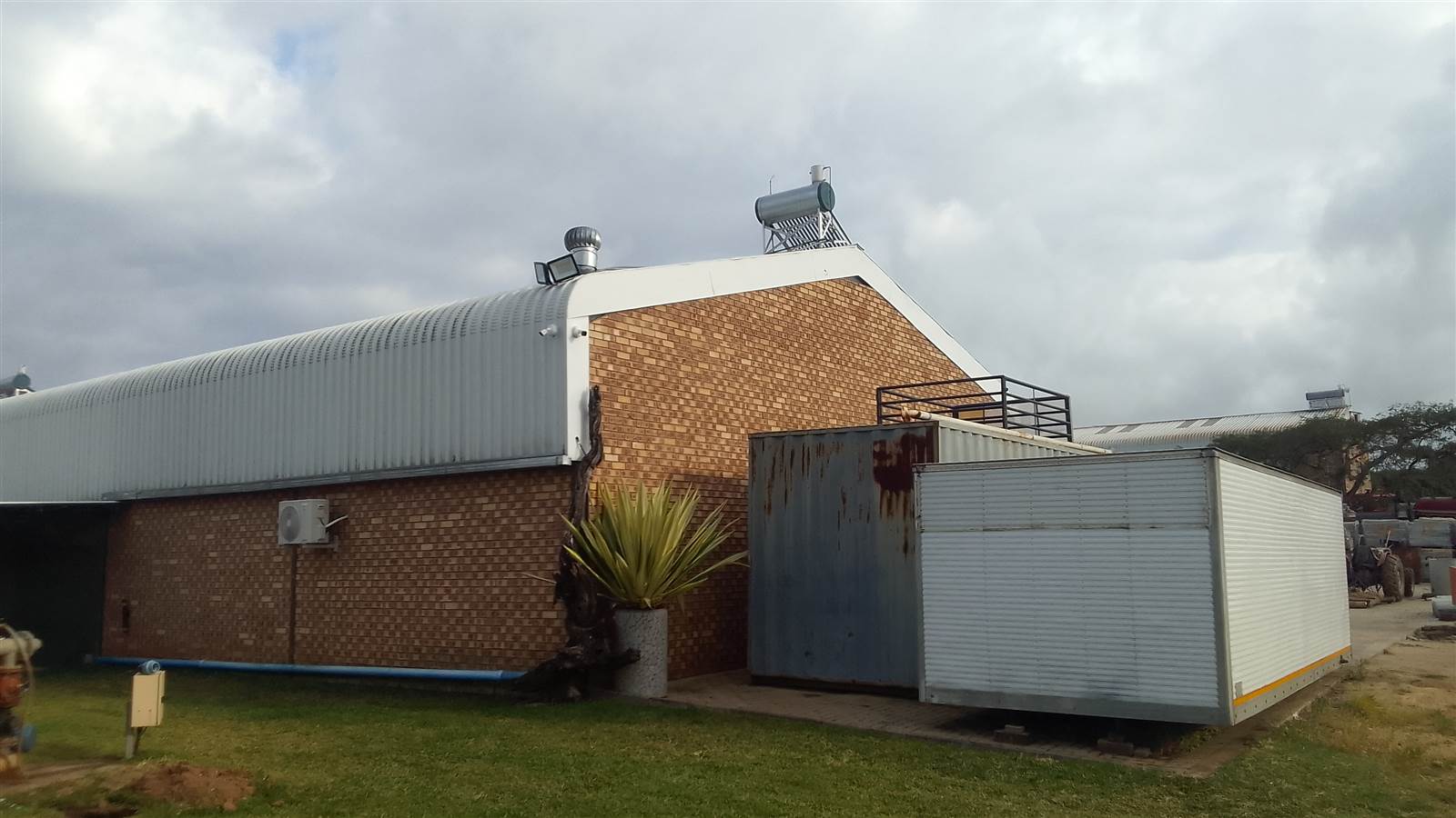 520  m² Commercial space in Nelspruit photo number 16