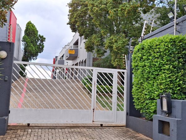 2 Bedroom Simplex 2 Bedroom Simplex