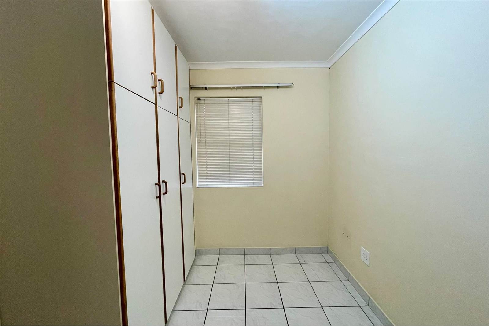 2 Bed Apartment in Durbanville Central photo number 30