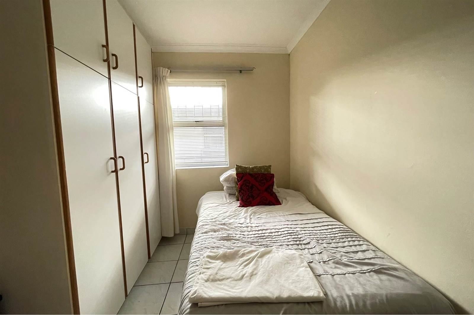 2 Bed Apartment in Durbanville Central photo number 26