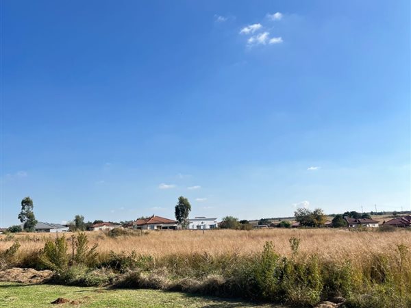 1 300 m² Land 1 300 m² Land