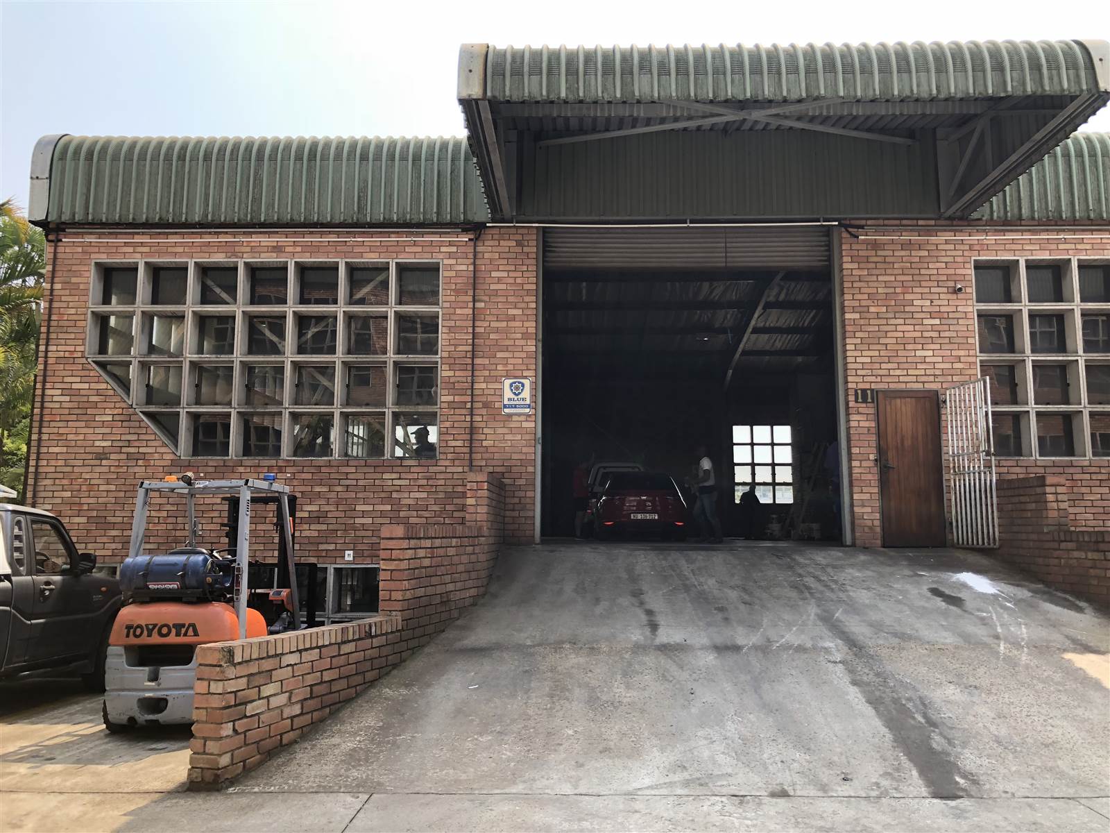 410  m² Industrial space in Pinetown Central photo number 3