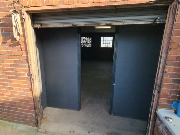 400 m² Commercial space 400 m² Commercial space