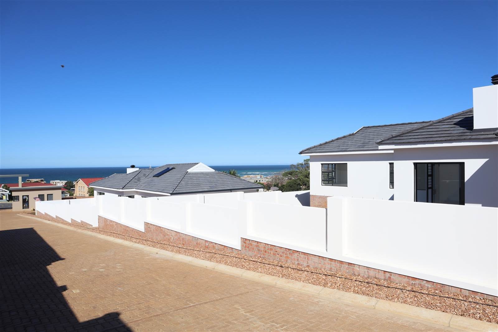 615 m² Land available in Jeffreys Bay photo number 9
