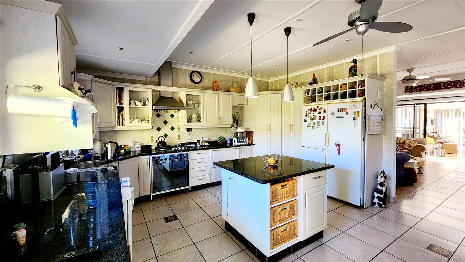 4 Bed House in Shelly Beach photo number 17