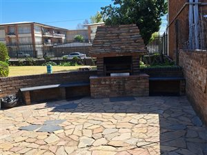 2 Bed Apartment in Benoni CBD