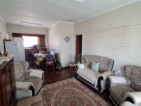 2 Bedroom Townhouse 2 Bedroom Townhouse
