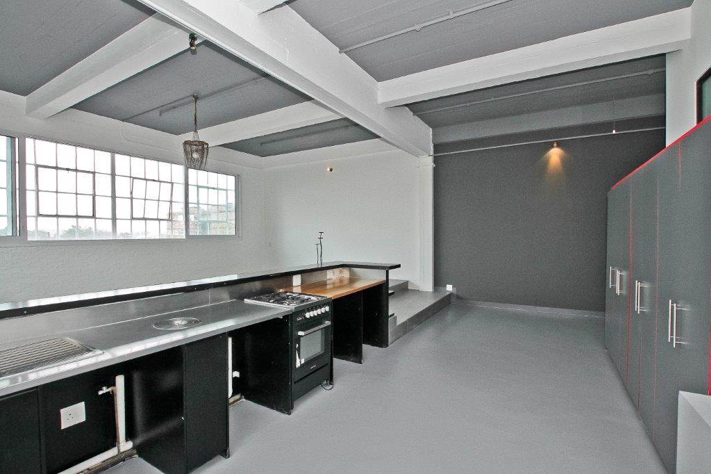 2 Bed Apartment in Maboneng photo number 13