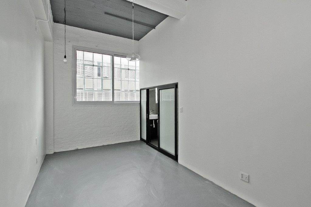2 Bed Apartment in Maboneng photo number 3