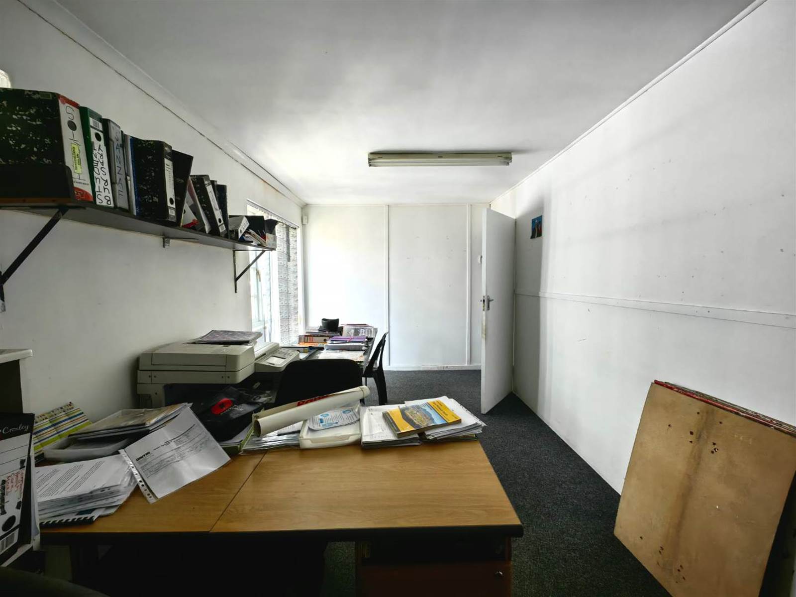 90  m² Office Space in Wynberg photo number 7