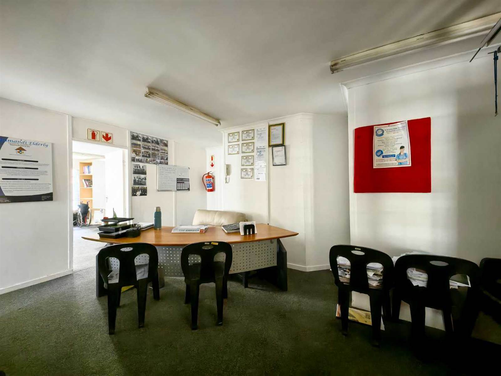 90  m² Office Space in Wynberg photo number 2