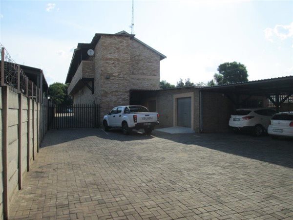 1600  m² Commercial space in Rustenburg Central