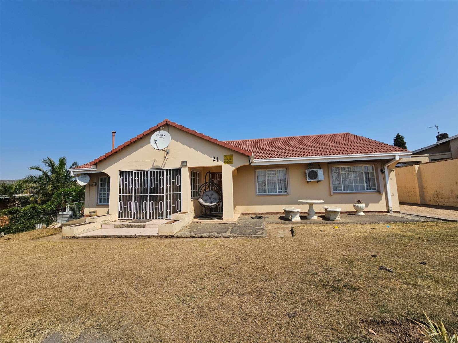 3 Bed House in Forderville photo number 1