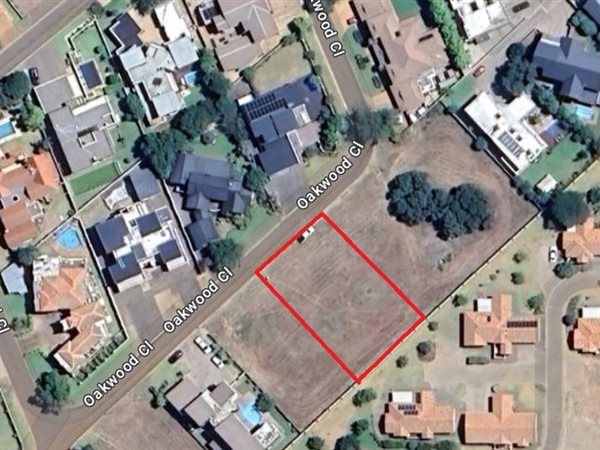 899 m² Land available in Silverwoods Country Estate