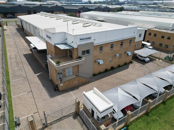 2288  m² Industrial space in Jet Park