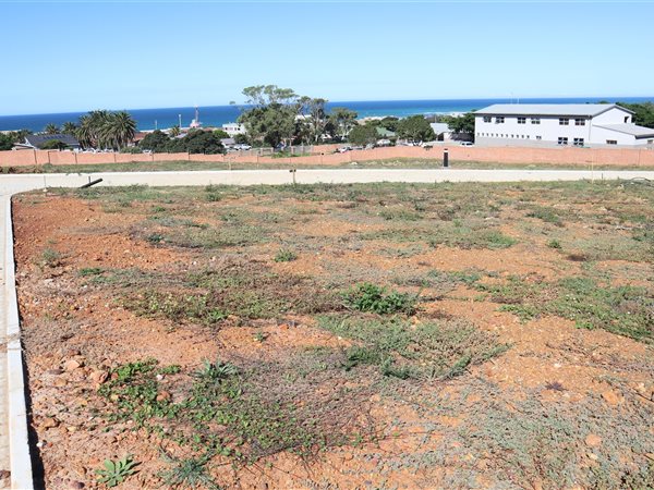 609 m² Land available in Jeffreys Bay