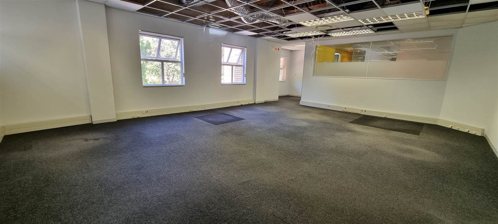 825  m² Commercial space in Ferndale photo number 16