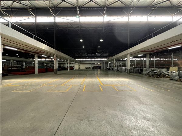 14884  m² Industrial space