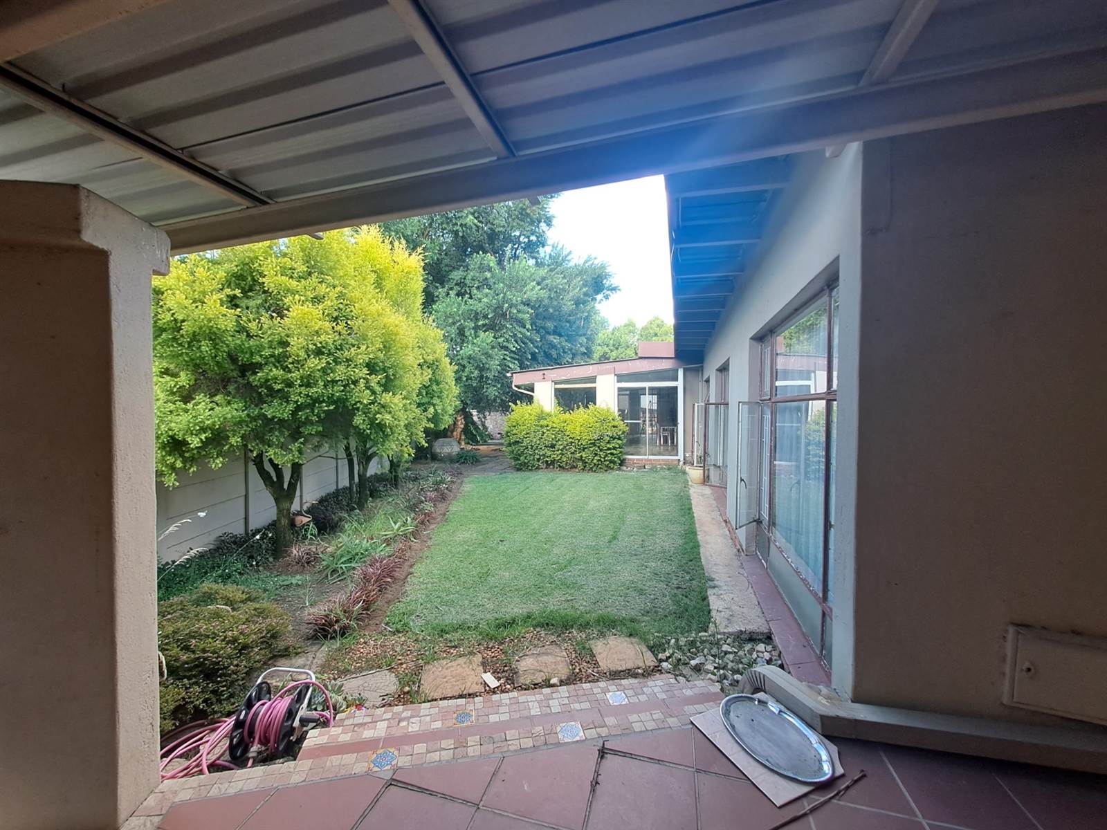 4 Bed House in Barry Hertzog Park photo number 17