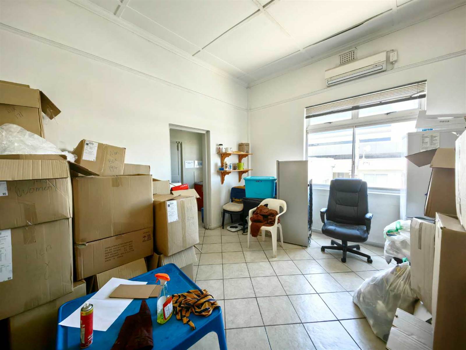 400  m² Office Space in Wynberg photo number 25