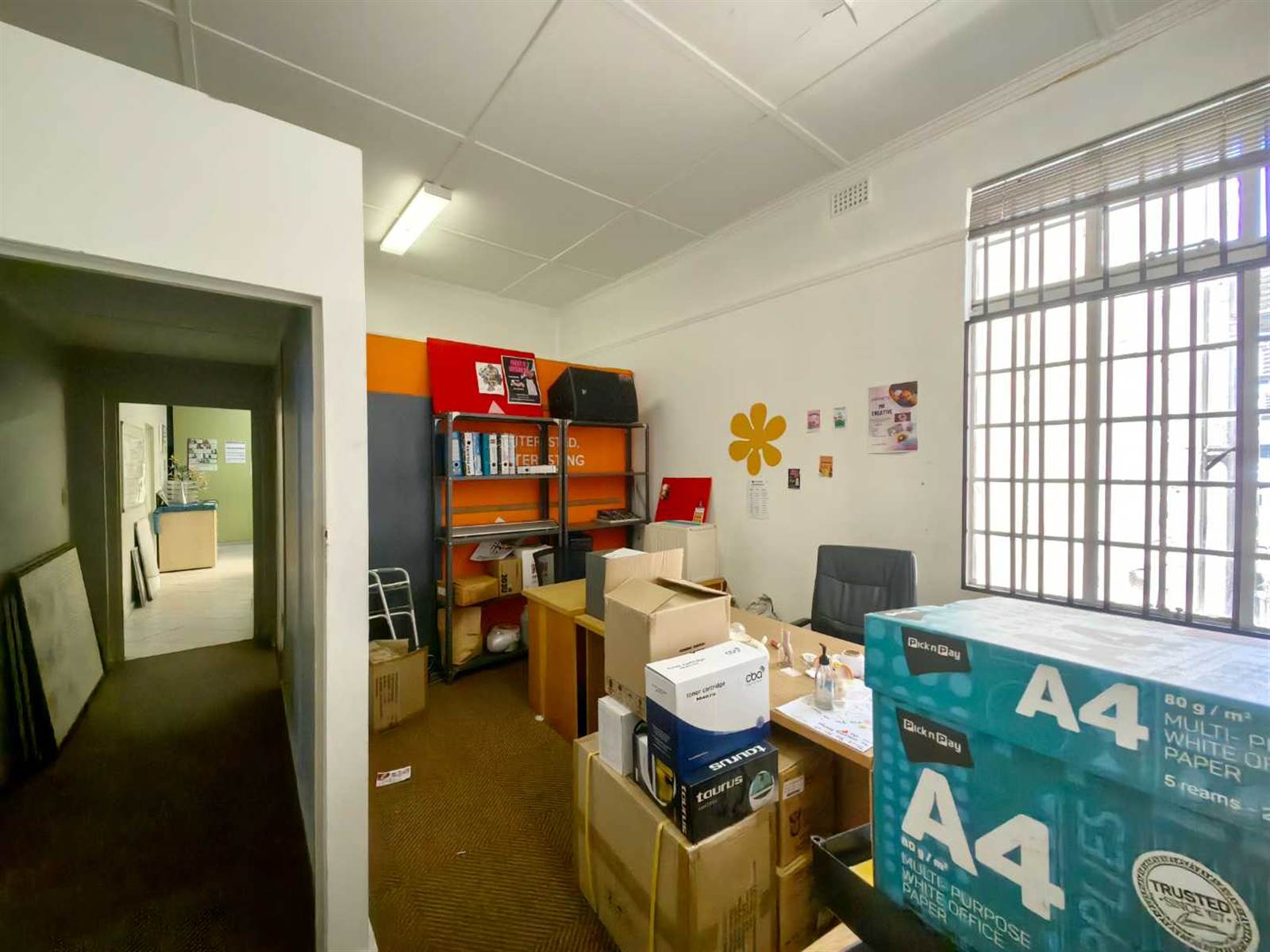 400  m² Office Space in Wynberg photo number 15