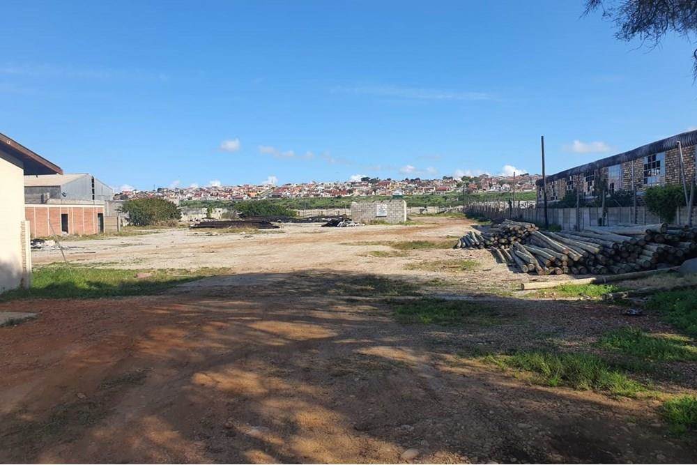 5000 m² Land available in Perseverance Industrial photo number 2