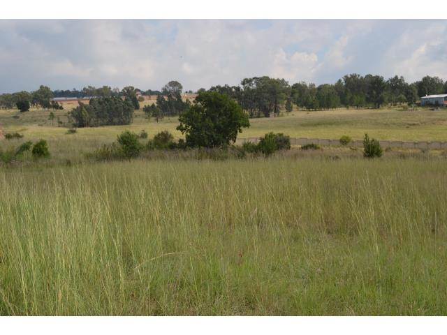 1518 m² Land available in Copperleaf photo number 2