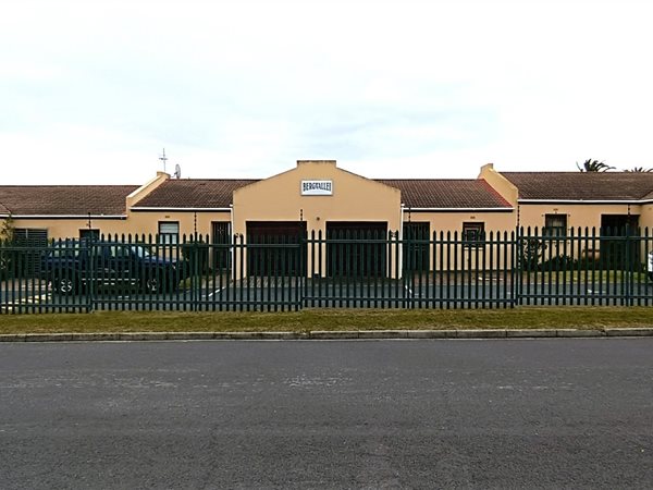 2 Bedroom Townhouse 2 Bedroom Townhouse