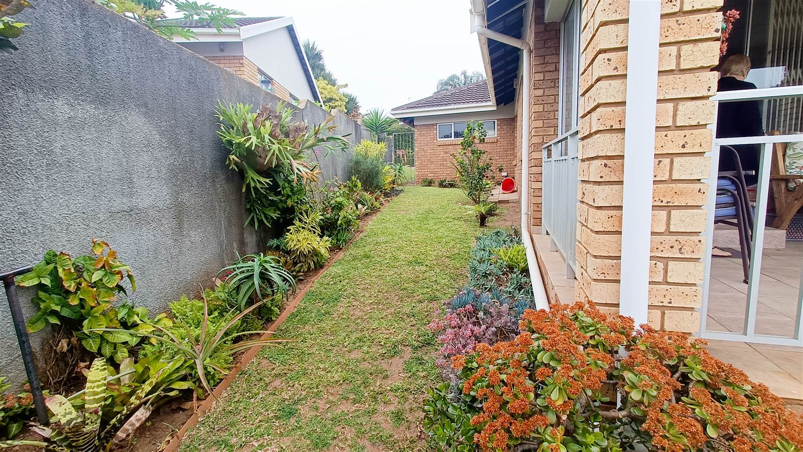 3 Bed Townhouse in Uvongo photo number 19